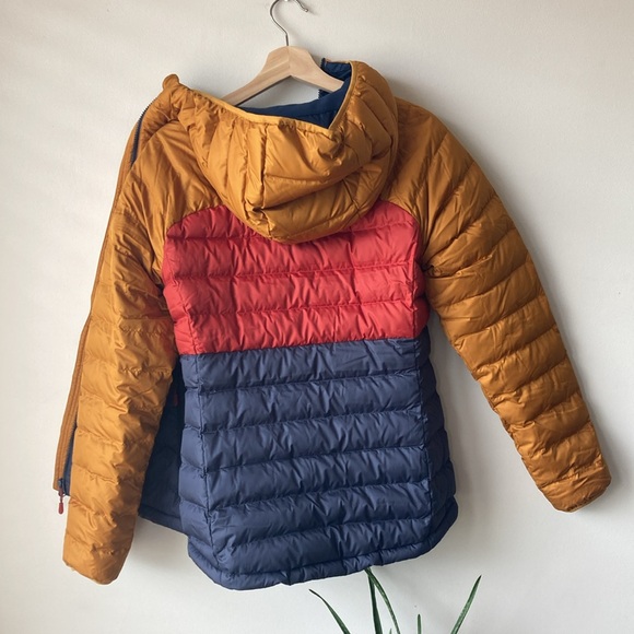 L.L. Bean Women's Bean's Down Hooded Jacket, Colorblock - Picture 5 of 5
